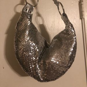 shoulder bag in chainmail